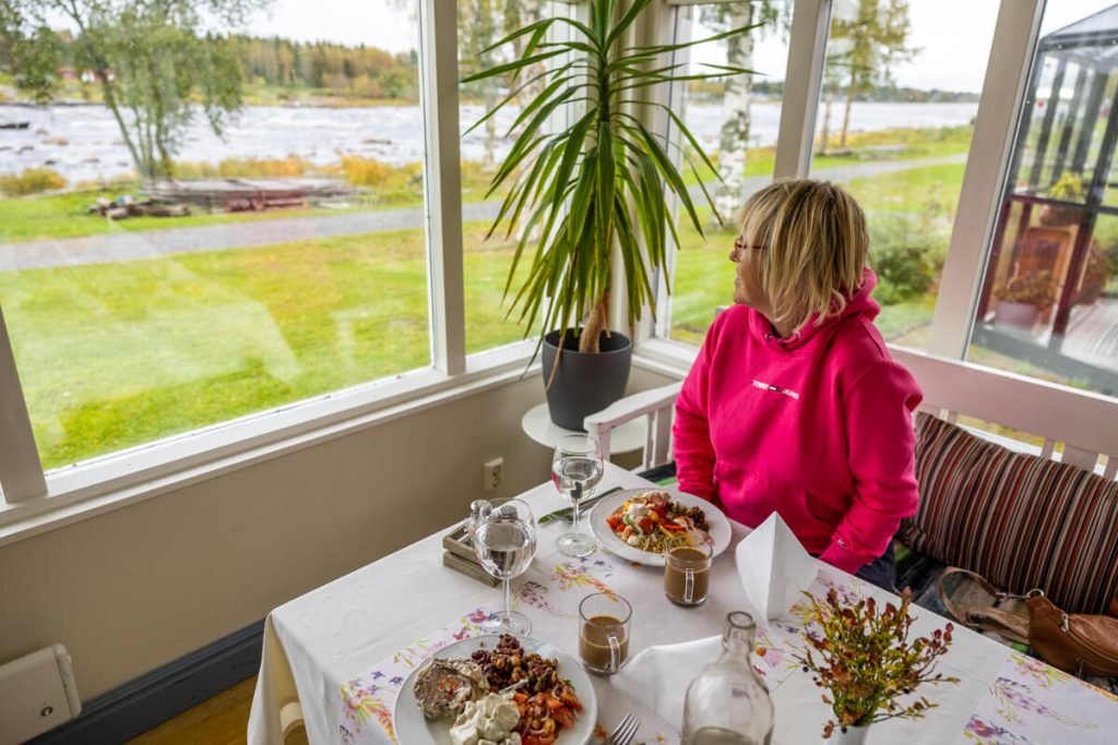 BX7A8799 Restaurants in Schweden, lappland, dagens menu, Schweden mit dem Wohnmobil